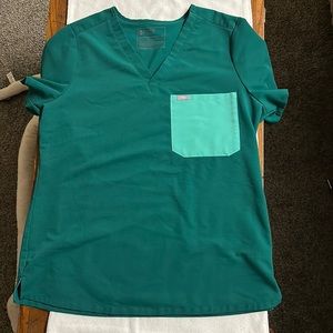 Figs 1-Pocket Hunter Green Medium Scrub Top